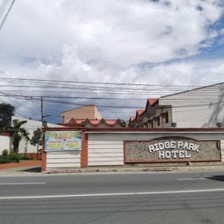 Ridge Park Hotel San Pablo City Exterior foto