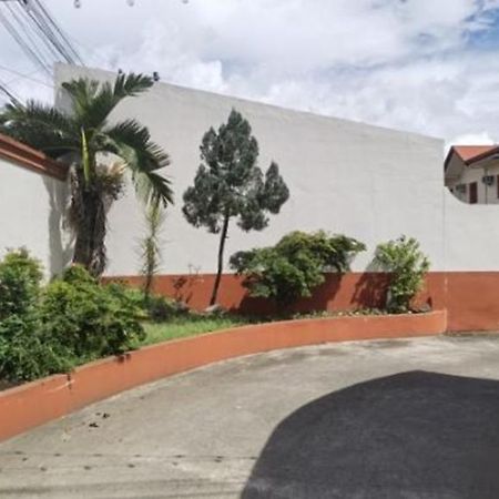 Ridge Park Hotel San Pablo City Exterior foto